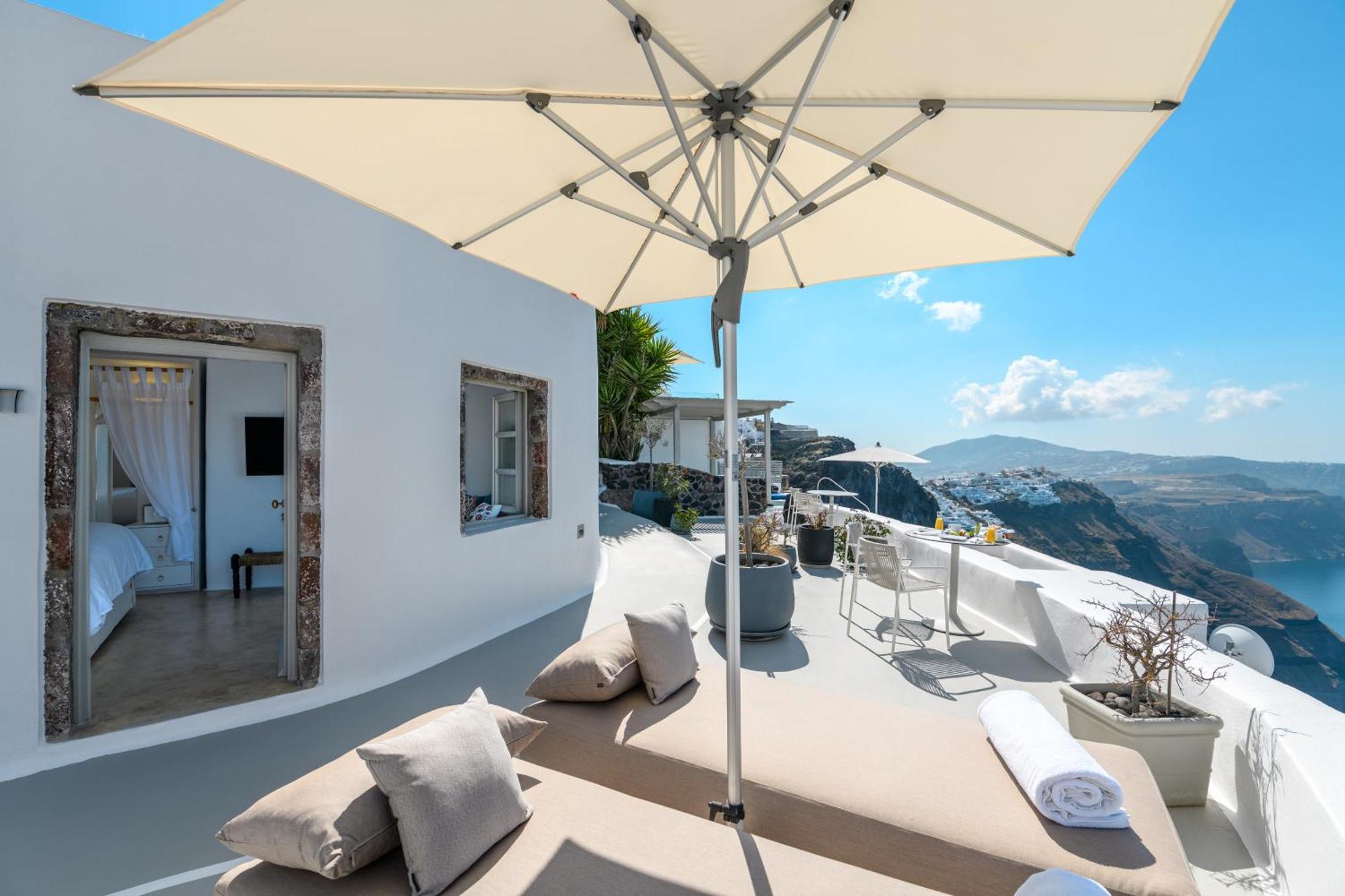 Iconic Santorini, A Boutique Cave Hotel By Sandglass Imerovigli  Bilik gambar