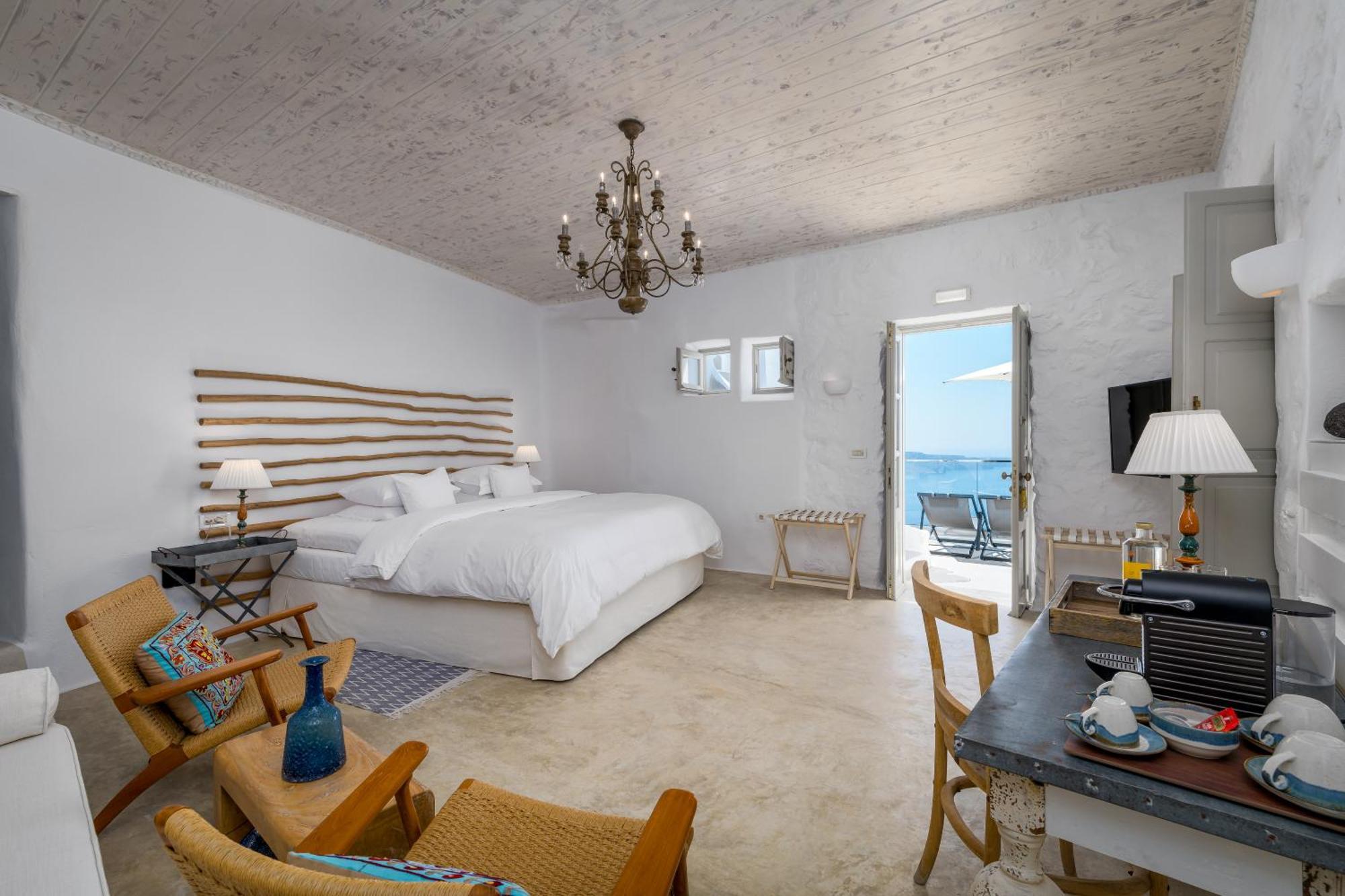 Iconic Santorini, A Boutique Cave Hotel By Sandglass Imerovigli  Bilik gambar